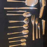 یک سرویس قاشق و چنگال