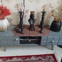 تلویزیون 32 اینچ سالم و میز تلویزیون