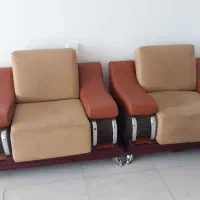 فروش مبل ۴نفره درجه یک چرم وبابهترین چوب واستیل