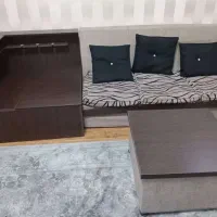 مبل بهمراه باکس و میز و میز تلویزیون