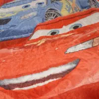 پتو یک نفره پسرونه|رختخواب، بالش، پتو|شاهین‌شهر, طالقانی|دیوار