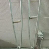 فروش یک جفت عصا زیر بغل