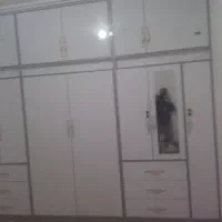 نصاب و ساخت کابینت ودرب چوبی  وکمی دیواری