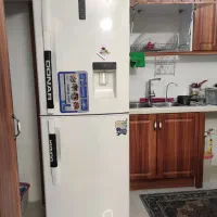 یخچال دونار در حد نو و سالم