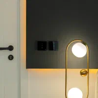 فروش و پخش کلیدهای لمسی و تجهیزات هوشمند|مصالح و تجهیزات ساختمان|تهران, دکتر هوشیار|دیوار