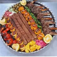 استخدام نیروی کار خانوم برای رستوران