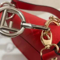 کیف مجلسی|کیف، کفش، کمربند|شیروان (خراسان), |دیوار