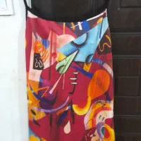 لباس زنانه و بچه گانه|لباس|بومهن, |دیوار