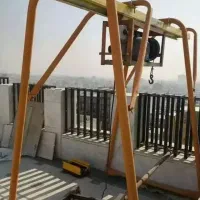 چند عدد بالابر تمیز