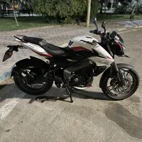 ns 200