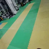 جارو کش باشگاه بدنسازی