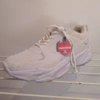 کتانی ، کفش ورزشی ، هامل . Hummel . ساخت ترکیه|کیف، کفش، کمربند|رشت, انصاری|دیوار