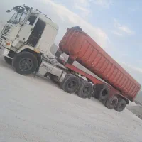 ولوو اف ۱۲ سینه سفید جفت