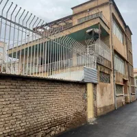 فروش-منزل-ویلایی-سه-طبقه-خیابان-نادر