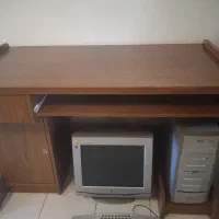 میز کامپیوتر