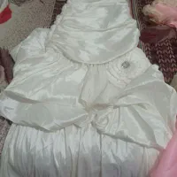 لباس مجلسی زنانه ودخترانه در حدیکبارپوشیده شده|لباس|شیراز, احمدآباد|دیوار