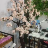 گل مصنوعی  خارجی  تنه درخت طبیعی