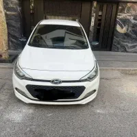i20