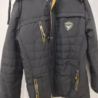 کاپشن|لباس|اهواز, منبع اب|دیوار