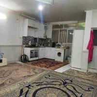 **املاک قصر**طبقه همکف 80 متر در ایثارگران