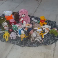 تعداد زیادی عروسک سالم و فوتبال دستی|اسباب‌‌بازی|اندیشه, اندیشه فاز ۱|دیوار