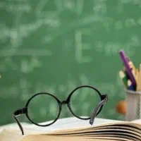 استاد دانشگاه