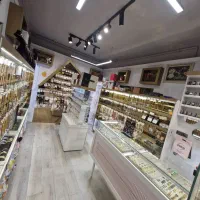 فروشنده خانم نیمه وقت