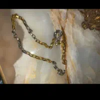دستبند زنجیری  با اویز کوچک گم شده