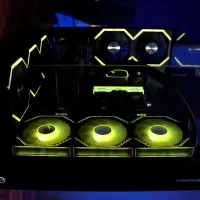 کیس گیمینگ و رندرینگ با گرافیک ASUS RTX5070|رایانه رومیزی|یزد, |دیوار