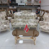 مبل سلطنتی هفت نفره با جلو مبلی عسلی ب شرط|مبلمان خانگی و میز عسلی|چالوس, |دیوار