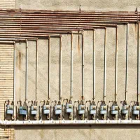 لوله کشی ساختمان گاز ، آب و فاضلاب ، برق|خدمات پیشه و مهارت|صدرا-فارس, فاز ۱|دیوار