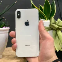 اپل iPhone X با حافظهٔ ۲۵۶ گیگابایت