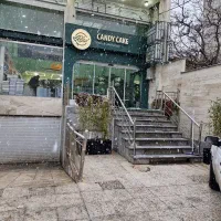 فروشنده  خانم