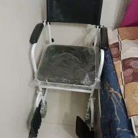 ویلچر حمام و دستشویی