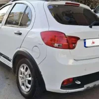 کوییکR ۱۴۰۲ سفید مشکی درحدصفر تمیز خونگی