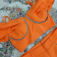 لباس نارنجی