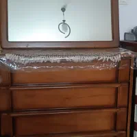 صندلی چرمی۸عدد هرکدام یک ودویست|مبلمان خانگی و میز عسلی|شیراز, مبعث|دیوار