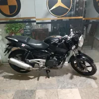 موتور پالس 220 دوشمع فنی سالم درحد آماده انتقال