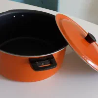 ظروف وسایل آشپزخانه