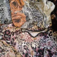 تعدادی لباس درحدنو|لباس|مراغه, |دیوار