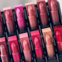 پک ۱۲ عددی رژلب جامد نو جعبه دار