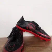 کفش فوتبال40 و فوتسال 38/38