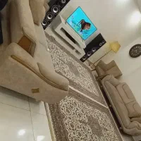 مبل راحتی  مکانیزه تخت‌خواب‌شو پایه چوب راش