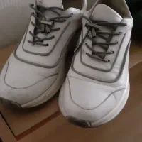 اسپورت چرم پیشرو.سایز۳۹