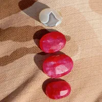 یاقوت معدنی ذغال دار بابا قوری طبیعی و مهره