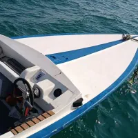 تشت بندری با موتور ۱۰۰ چهارزمانه