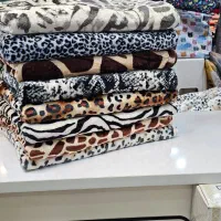 پتوی طرح پوستی یک نفره|رختخواب، بالش، پتو|چالوس, |دیوار