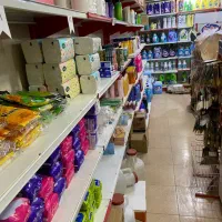 واگذاری‌سوپر مارکت با شرایطی خوب|اجارهٔ مغازه و غرفه|ساوه, |دیوار