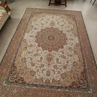 یک تخته فرش 9 متری طرح دستباف از برند فرحی|فرش|سنندج, |دیوار