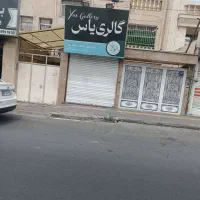فروش تابلو مغازه با چهارتا پروژکتور